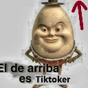 Humpty Dumpty from Puss in Boots pointing upward with a smug expression next to Spanish text.